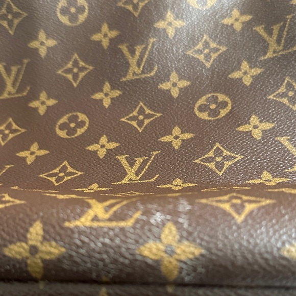 Louis Vuitton Artsy-AUTHENTIC - Picture 4 of 9